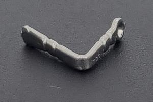 Edelstahl Schloßschnapper mit Oese ca.Maße b 0,45mm x Schnappertiefe 4,5mm